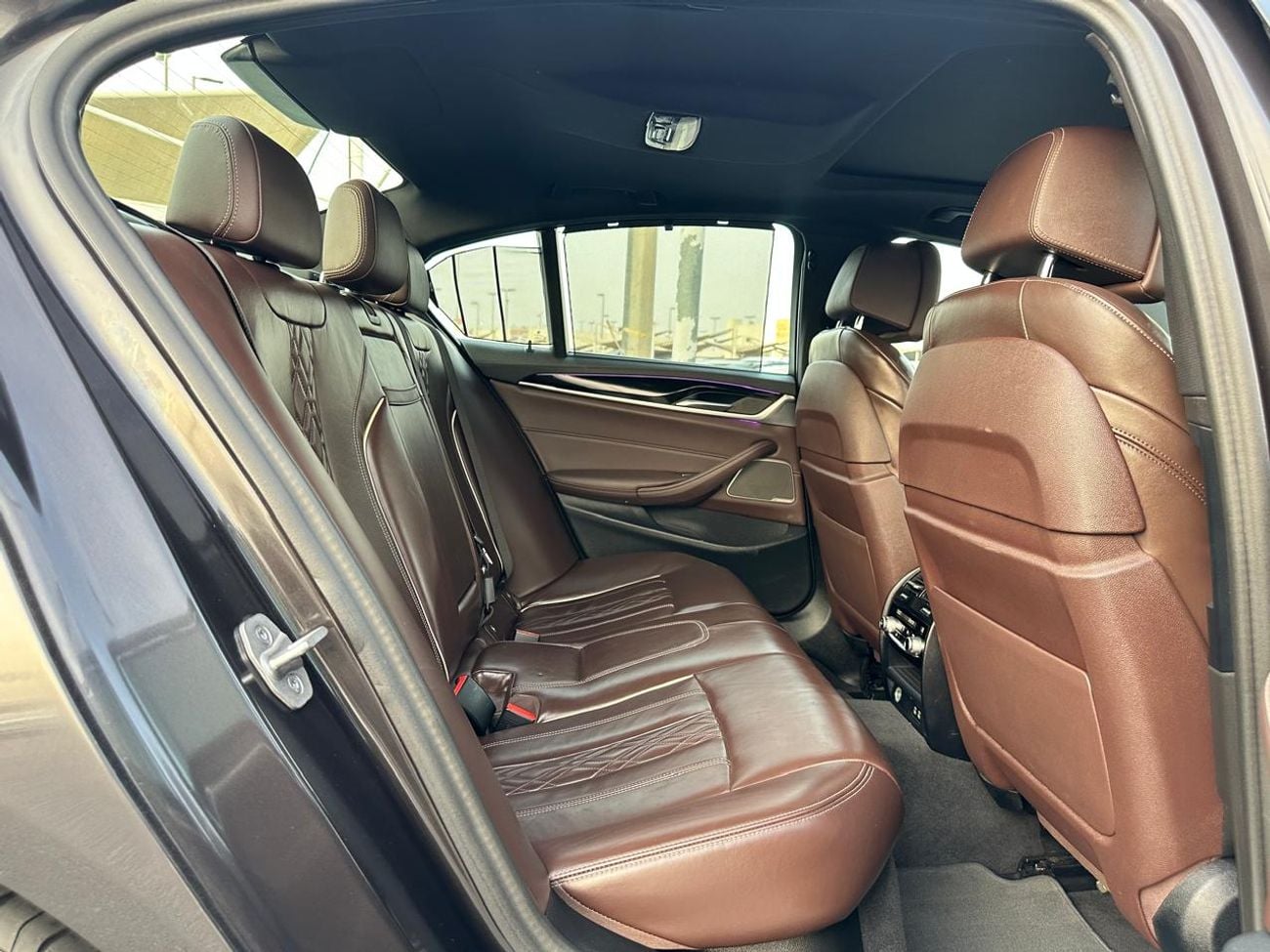 BMW 530i LUXURY LINE EXCLUSIVE