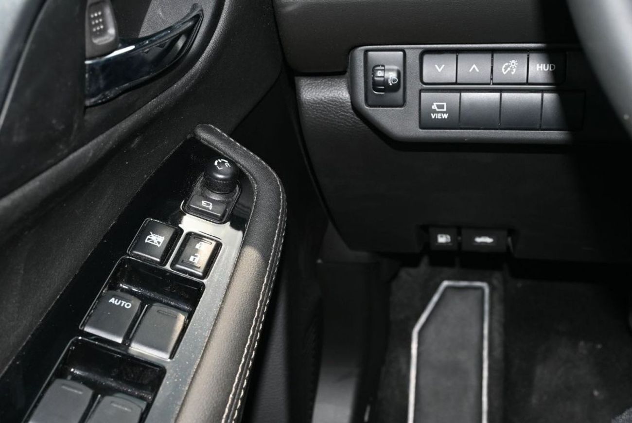 Suzuki Grand Vitara Suzuki Grand Vitara 1.5L Hybrid GLX , Silver , Automatic Model 2024, FWD