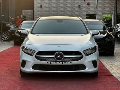 مرسيدس بنز A 220 2.0 لتر 4 سلندر توربو (بقوة 188 حصان)