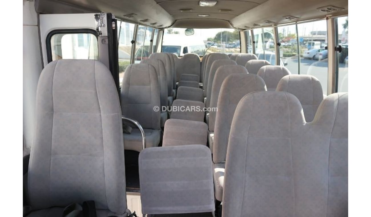Toyota Coaster COASTER DIESEL 30 SEATER 2012 GULF SPACE