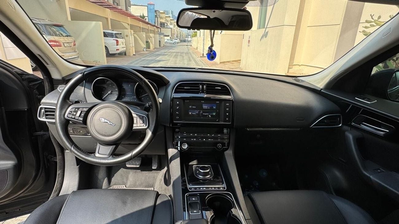 Jaguar F Pace S 3.0L (400 HP)