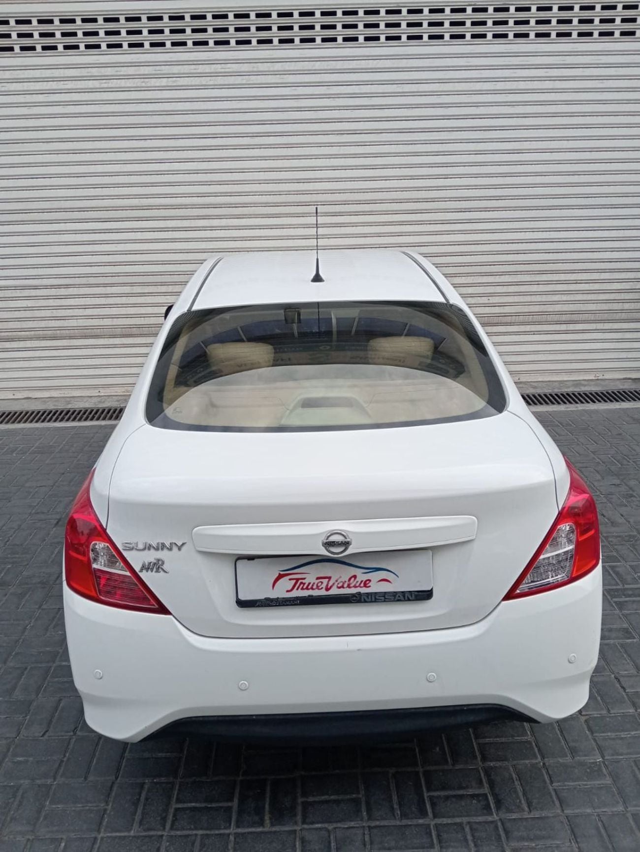Nissan Sunny SV