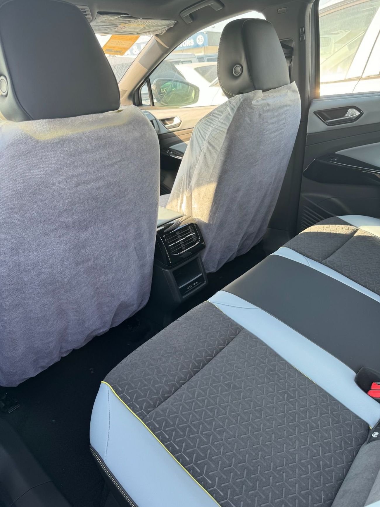 Volkswagen ID.6 VOLKWAGEN ID6 X FIXED PANORAMIC ROOF