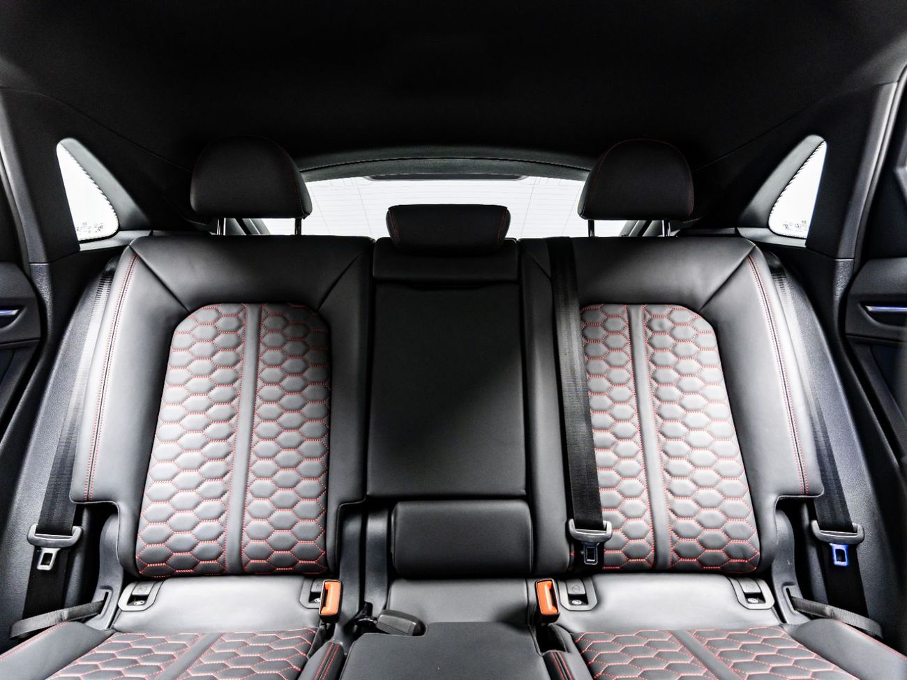 أودي RSQ3 Sportback TFSI quattro 2.5L