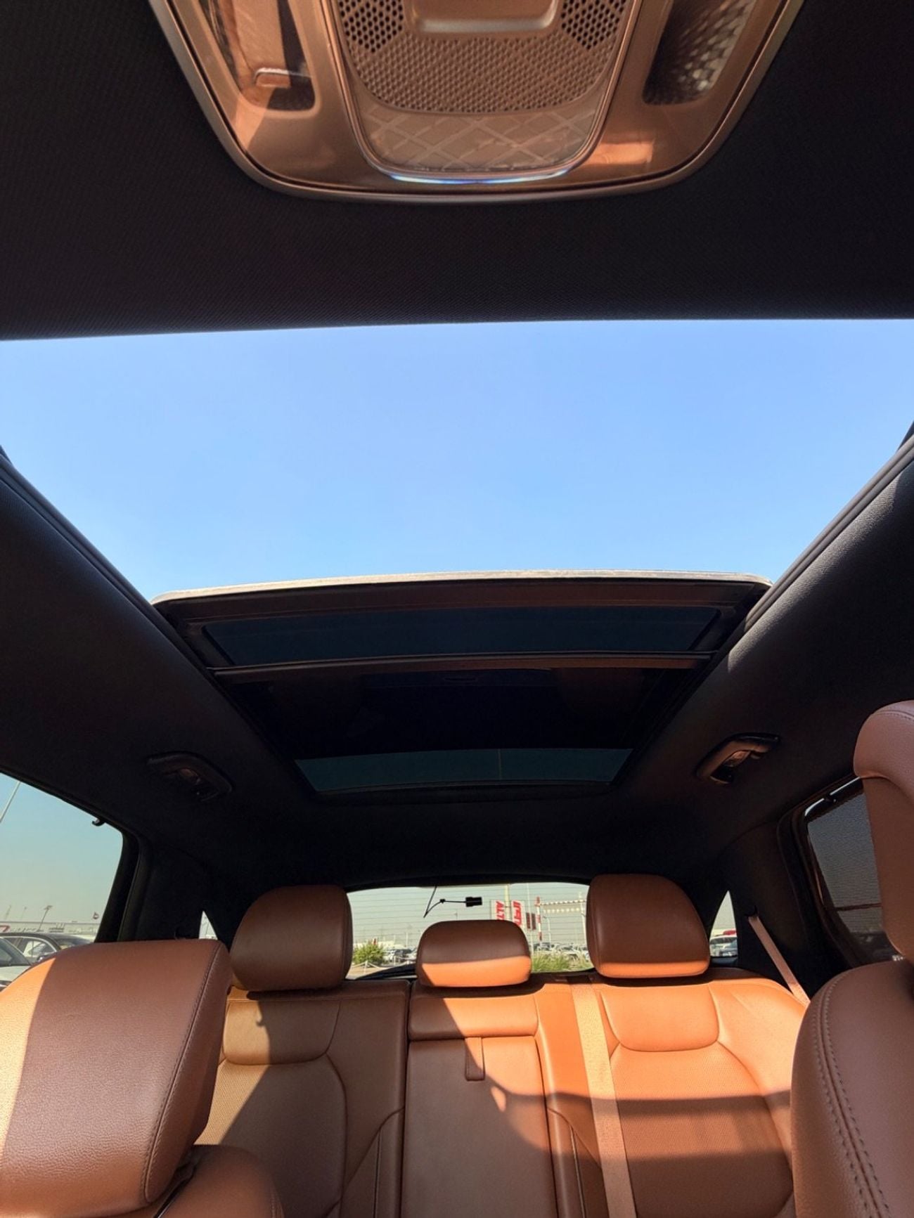 Genesis GV70 Genesis GV70 premium 4WD //  2023 panoramic, 360 camera// low kilometers full option