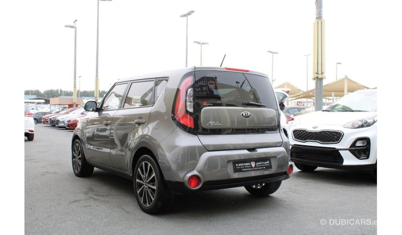 Kia Soul EX ACCIDENTS FREE - GCC - ENGINE 1600 CC - PERFECT CONDITION INSIDE OUT