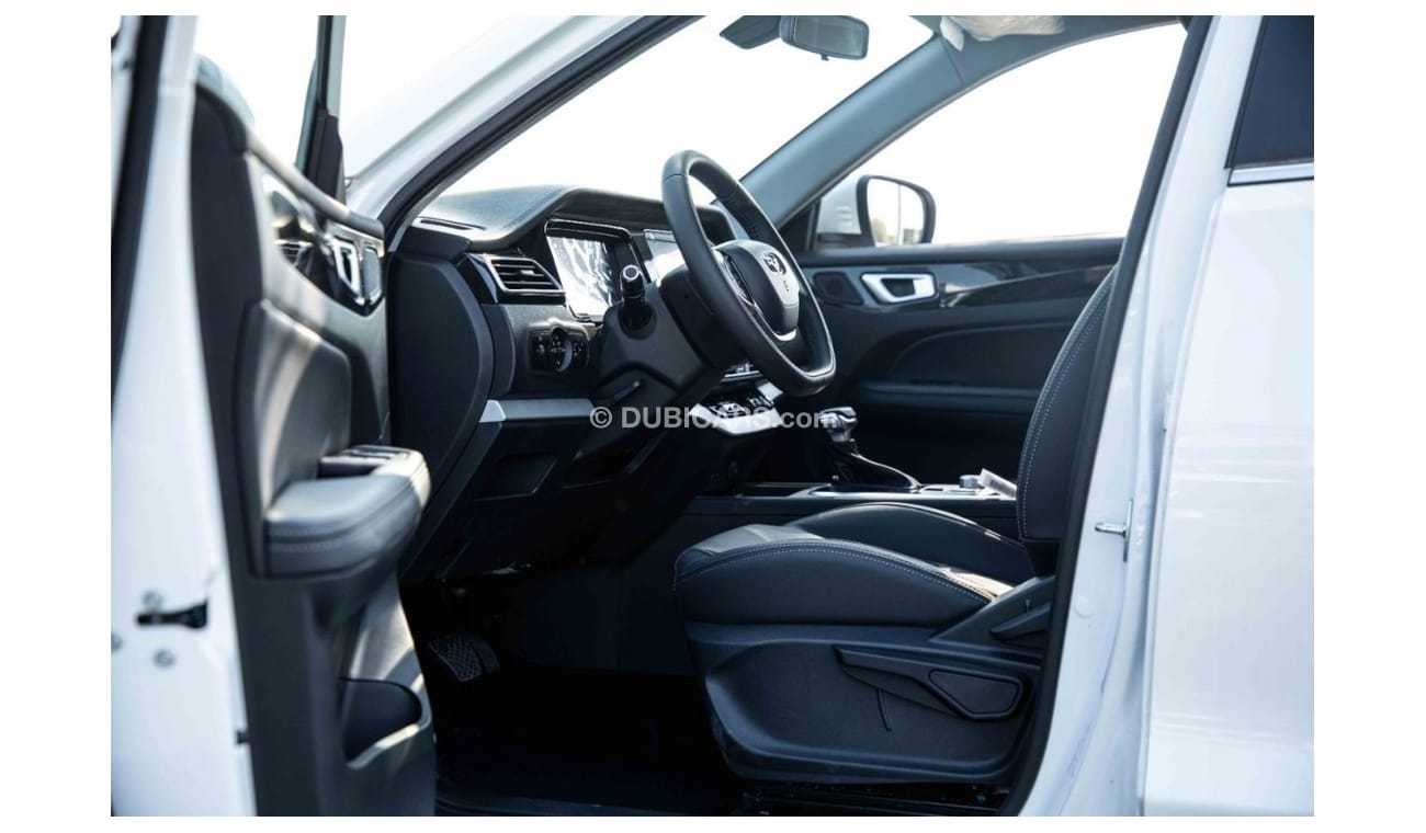 Kaiyi X3 2024 KAIYI 1.5 X3 Flagship - White Inside Black