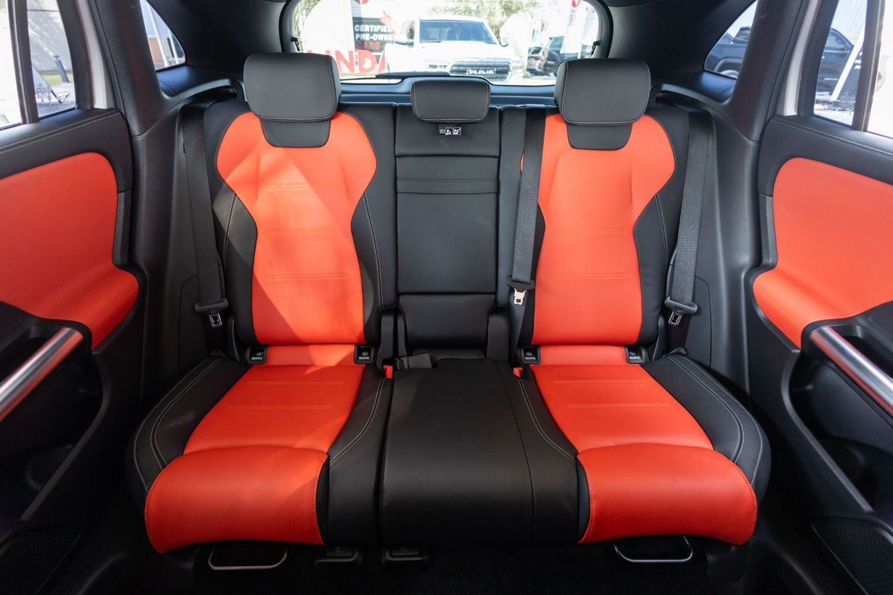 Mercedes-Benz GLA 35 AMG 4MATIC