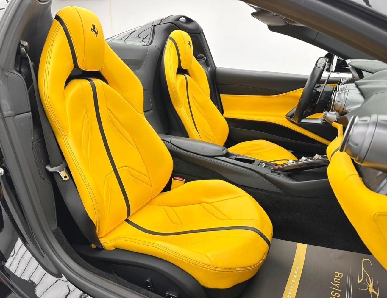 فيراري 812 GTS GTS 2020 Ferrari 812, Dec/2026 Ferrari Warranty, Nov/2027 Ferrari Service Contract, GCC
