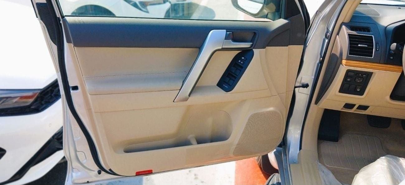 تويوتا برادو Toyota Prado VX 4.0L Petrol 2023YM