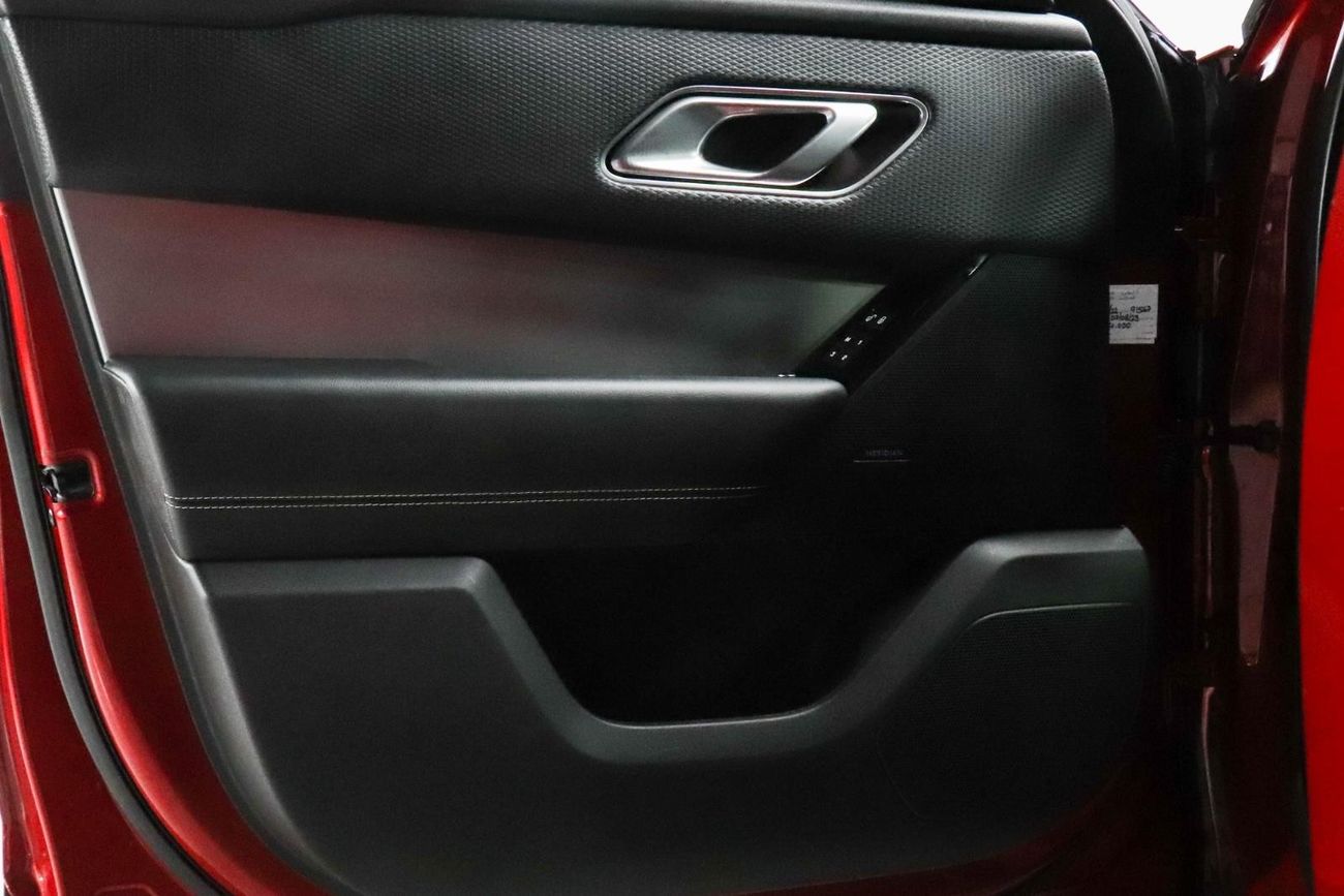 Land Rover Range Rover Velar L560