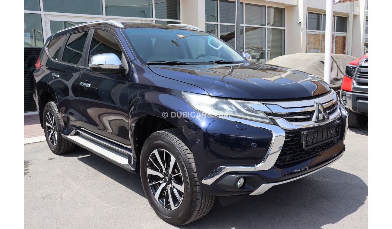 Mitsubishi Montero Mitsubishi Montero Sport Full 2017 GCC