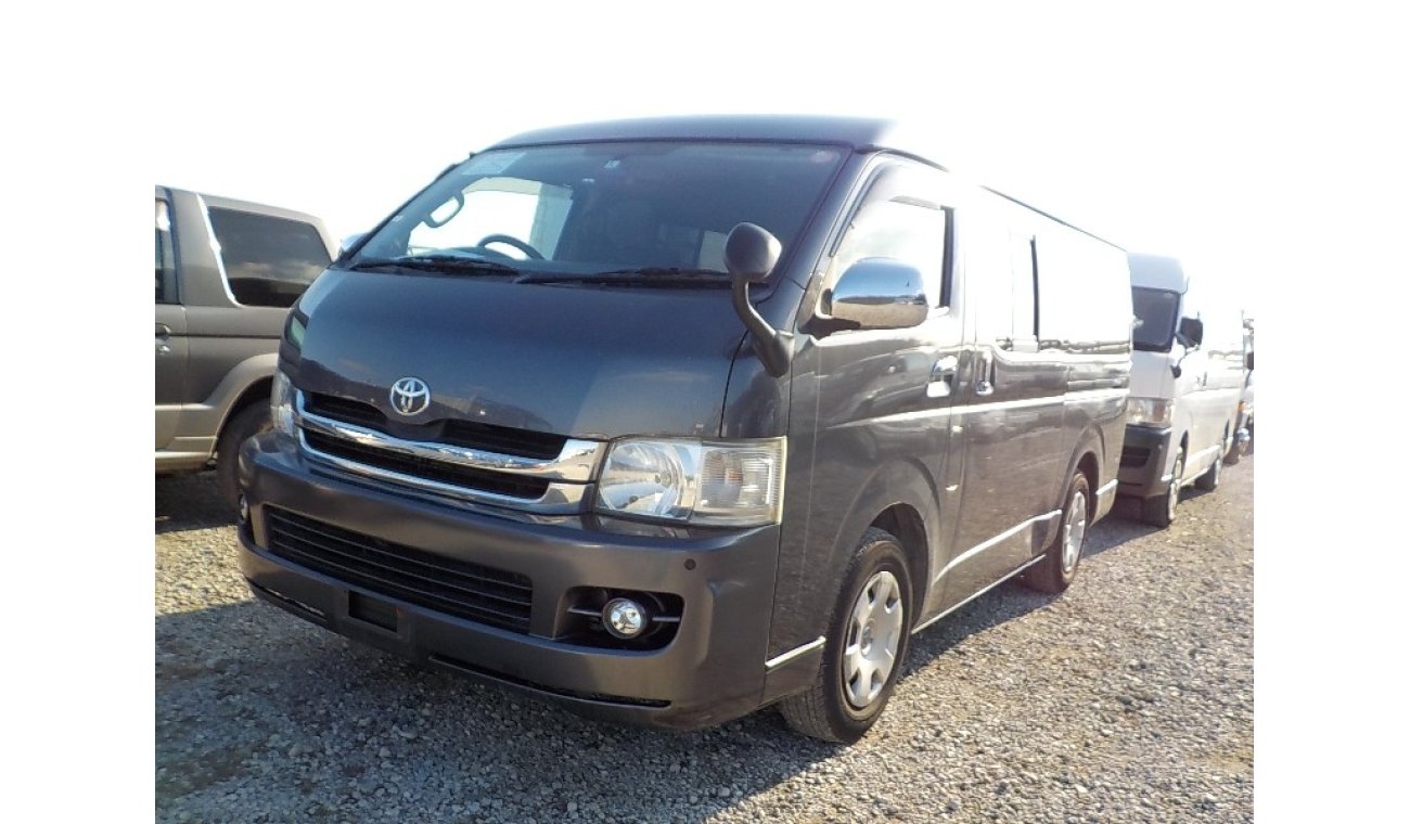 Toyota Hiace 2008