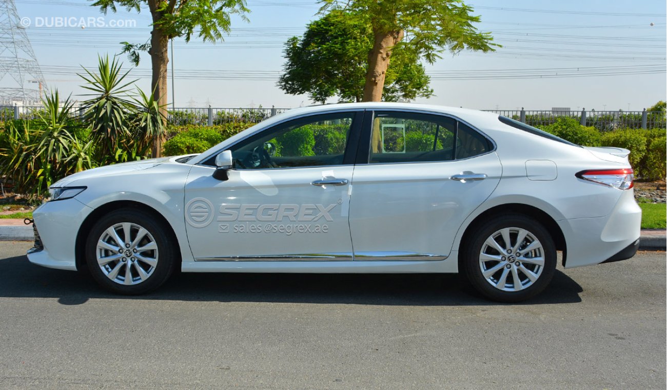 Toyota Camry 2.5 GLE AT With Sunroof/ Power Driver Seats, Smart Key + Button Start + Rear Camera + Dvd