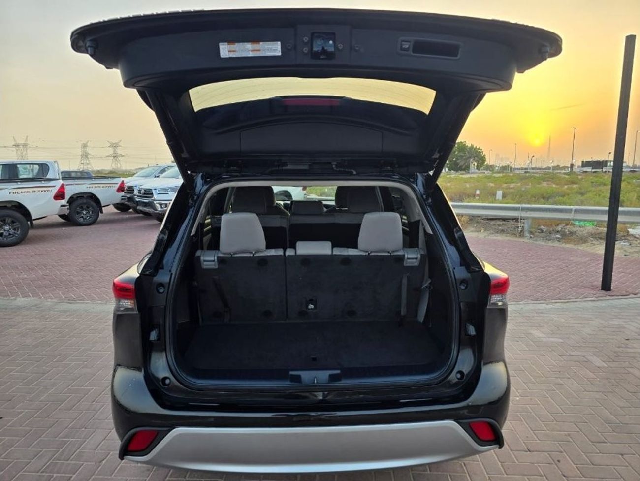 تويوتا هايلاندر LE AWD