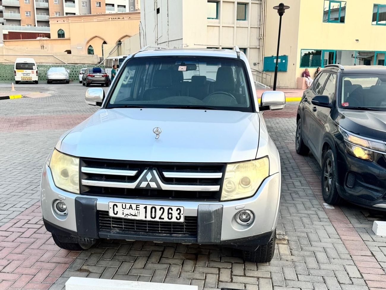 Mitsubishi Pajero GLS Mid 3.0L (177 HP)