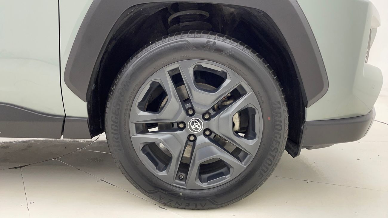 Toyota RAV4 ADVENTURE 2.5 | Zero Down Payment | Home Test Drive