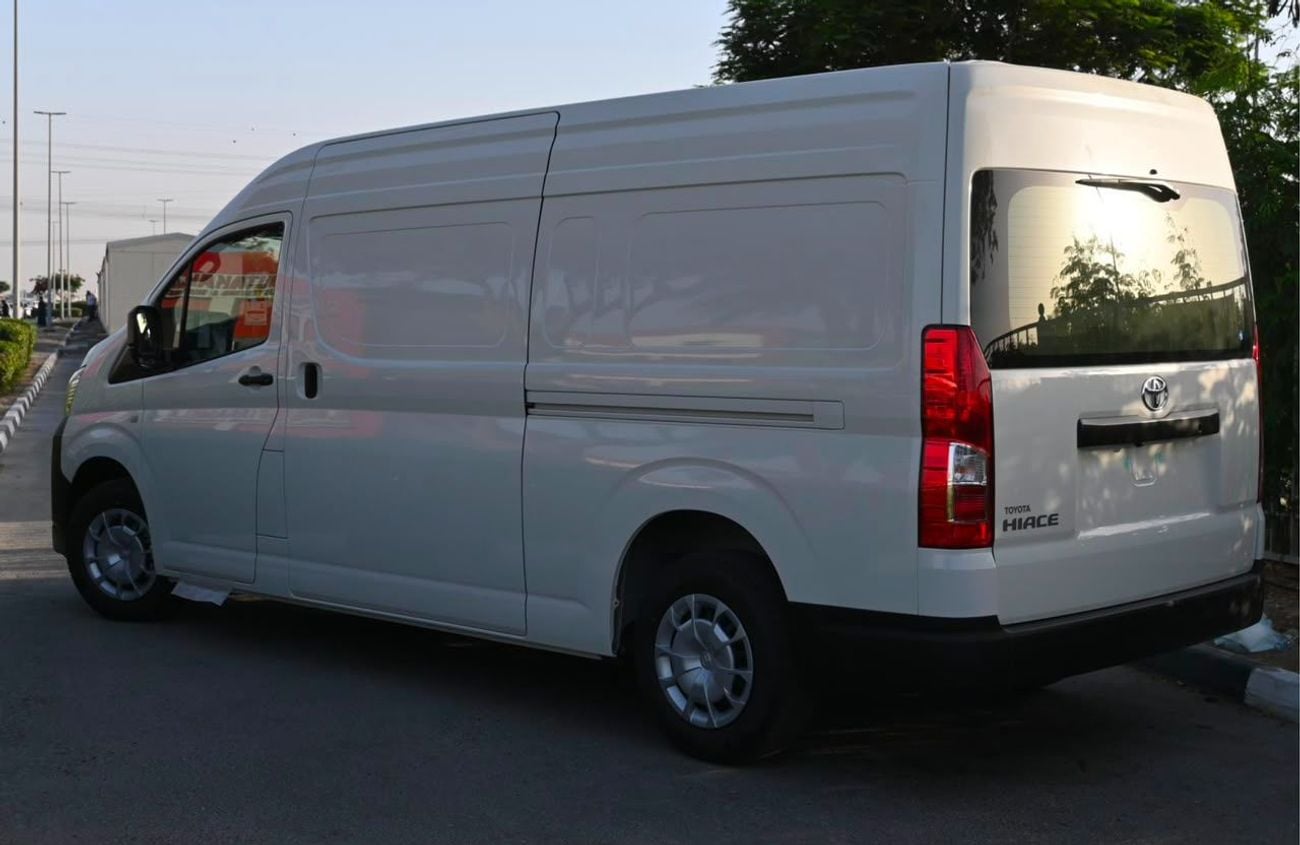 Toyota Hiace DX CARGO