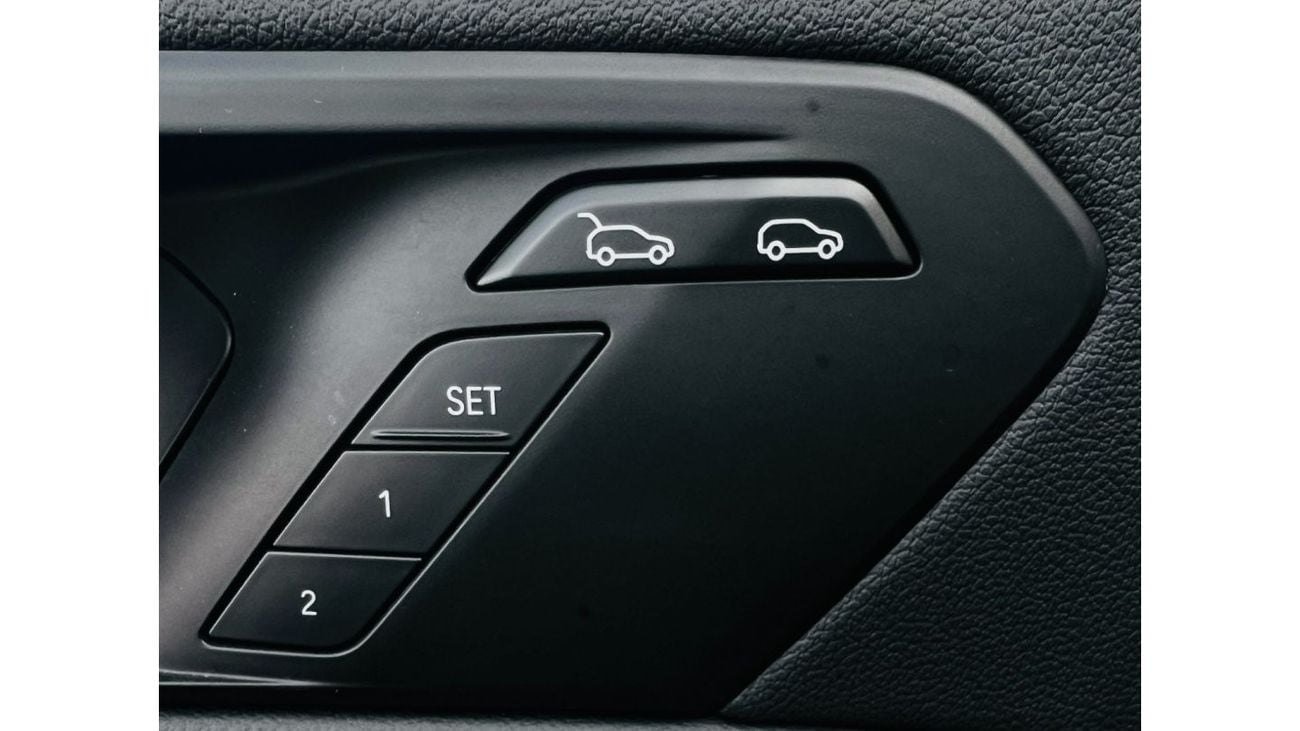 BMW X6 xDrive 40i AED 4000 PM | BMW X6 2022 | UNDER WARRANTY | CLEAN TITLE | LOW MILEAGE | LIKE BRAND NEW