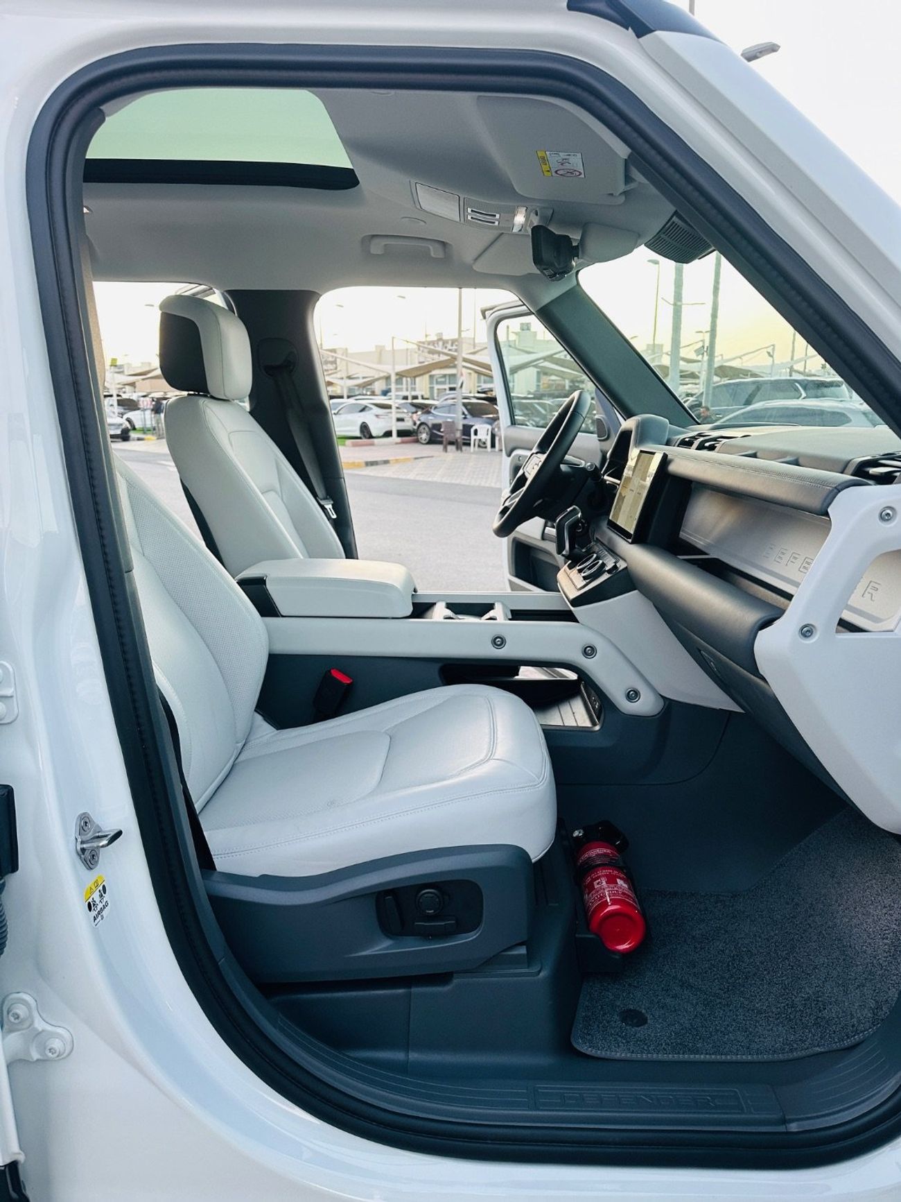 لاند روفر ديفندر