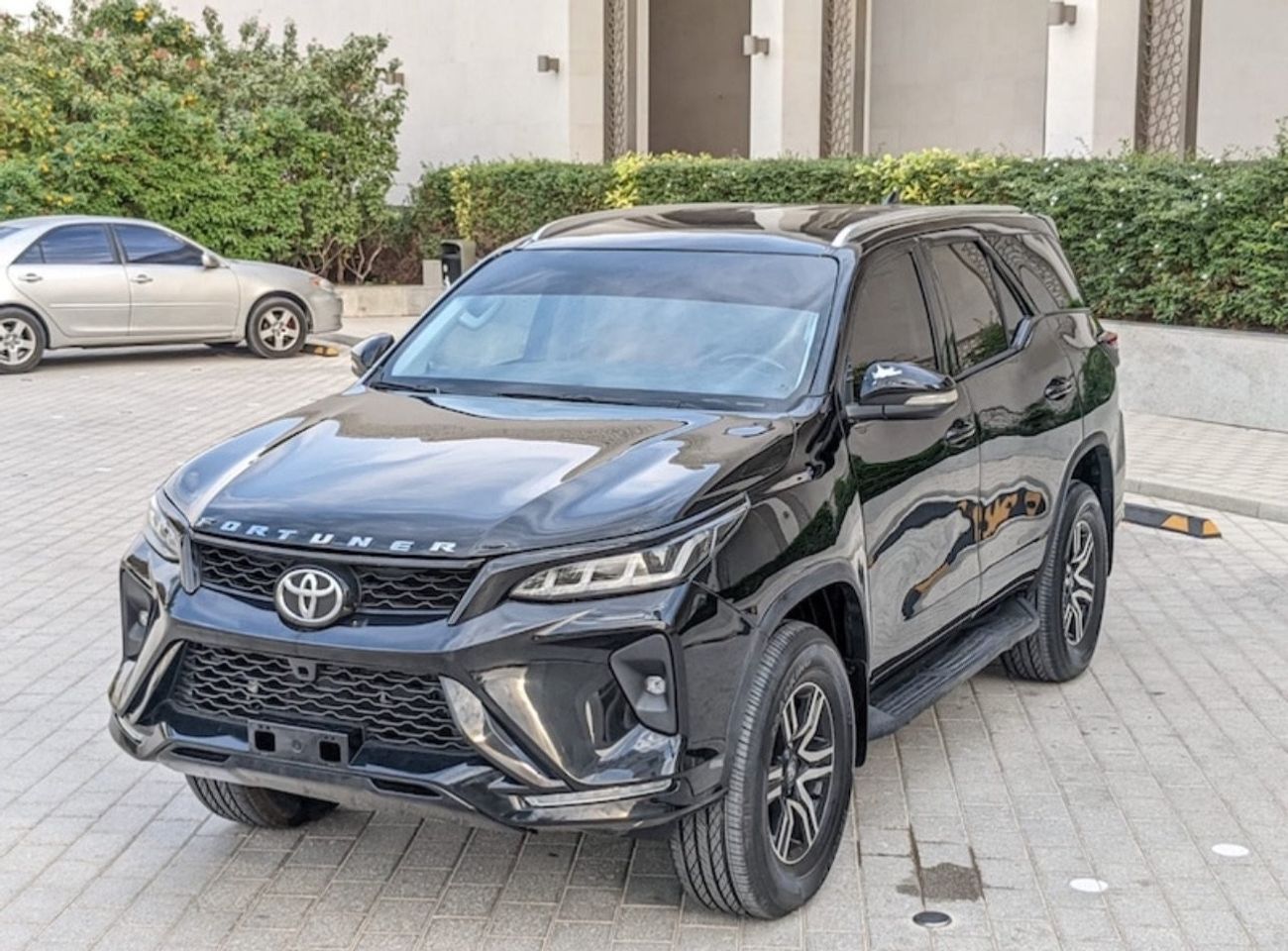 Toyota Fortuner Toyota fortuner 2016 black color upgrade to 2023