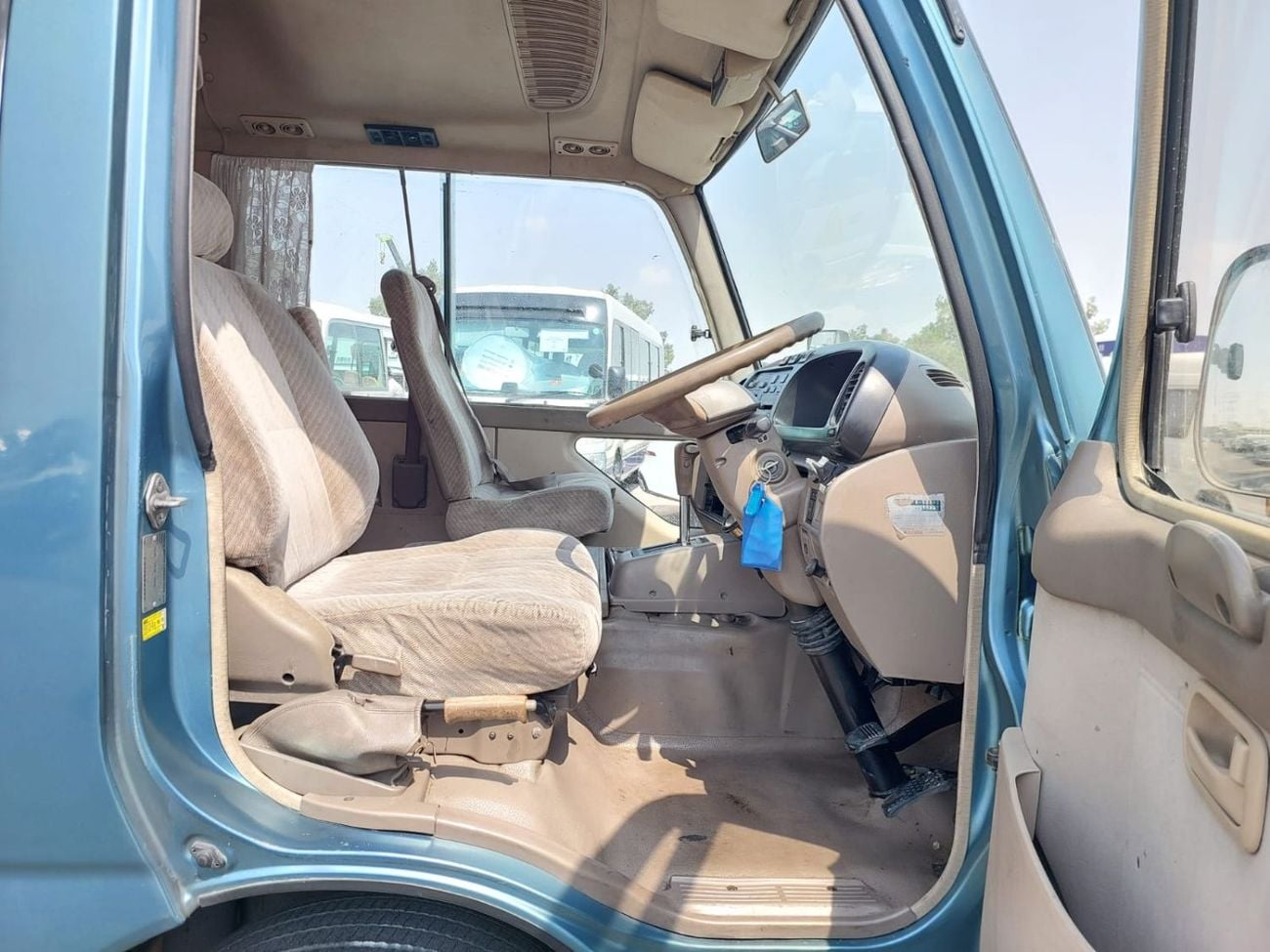 تويوتا كوستر (RAMADAN OFFER) TOYOTA COASTER BUS RHD 1996 MODEL 4.2 L DIESEL AUTOMATIC(PM01351)
