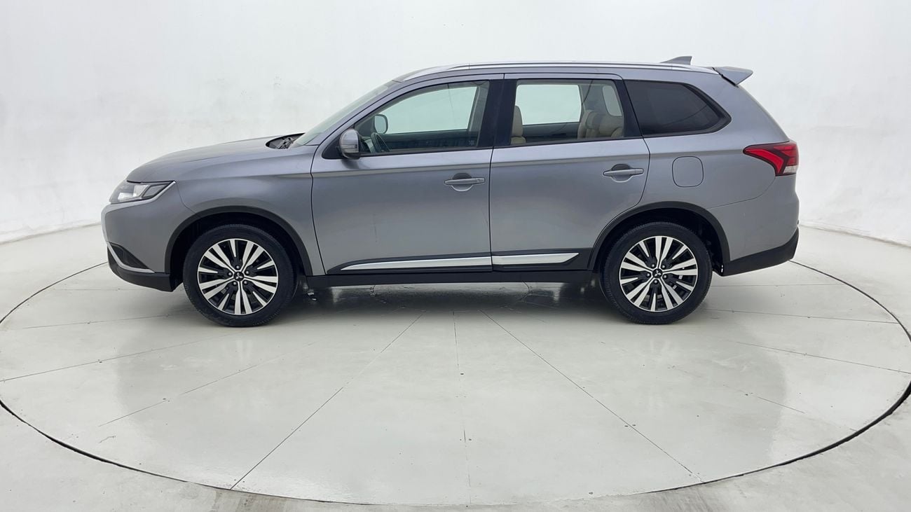 Mitsubishi Outlander 2.5L GLX Mid Line 2022 GLX MID LINE | AED 779/Month | 0 DP | 30 Day Return | Warranty | Service Hist