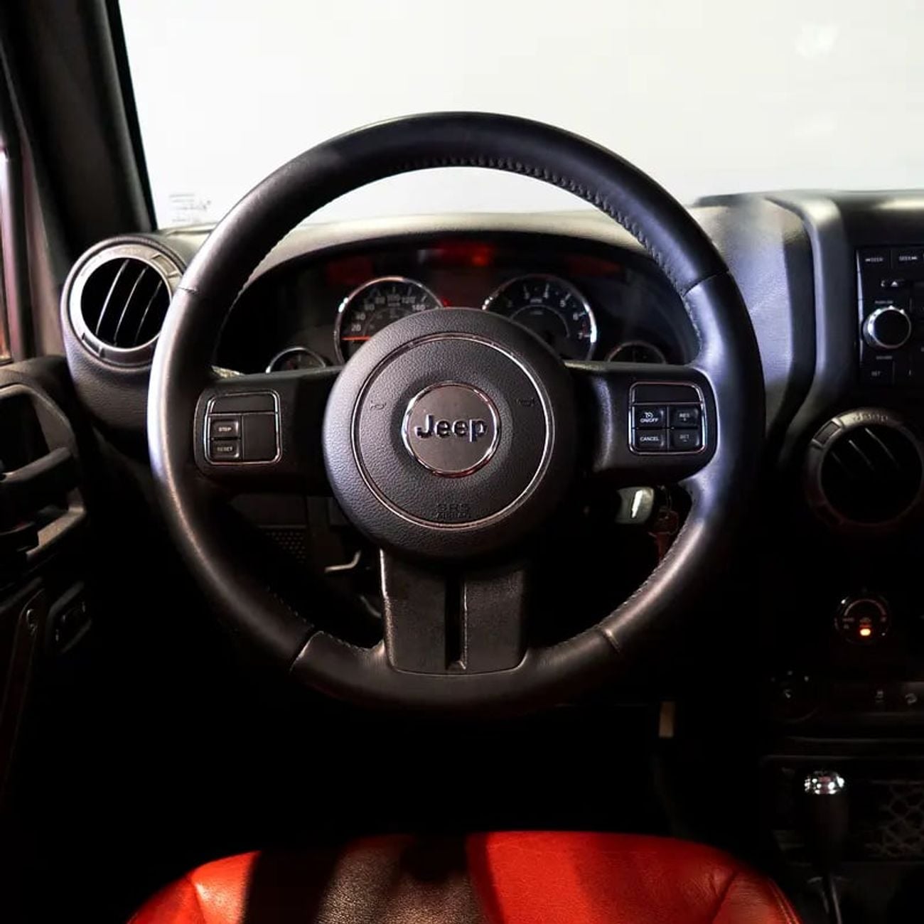 جيب رانجلر Sport 3.6L A/T (5 Seater) 1,966 p.m • 0% Downpayment • Sport • 1 Year Warranty