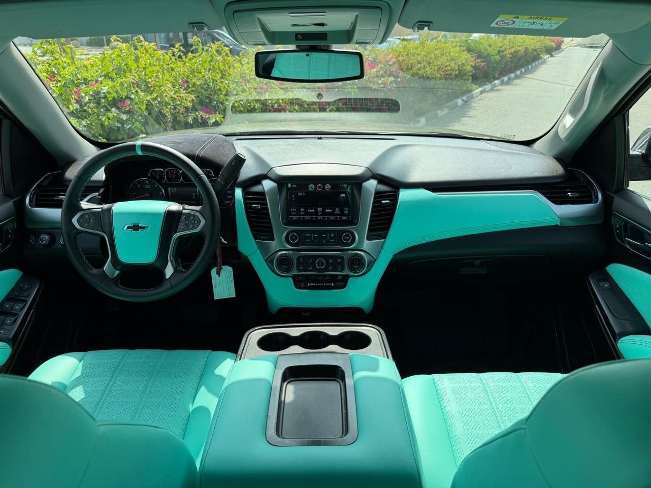 شيفروليه تاهو LS 5.3L 4WD (8 Seater)