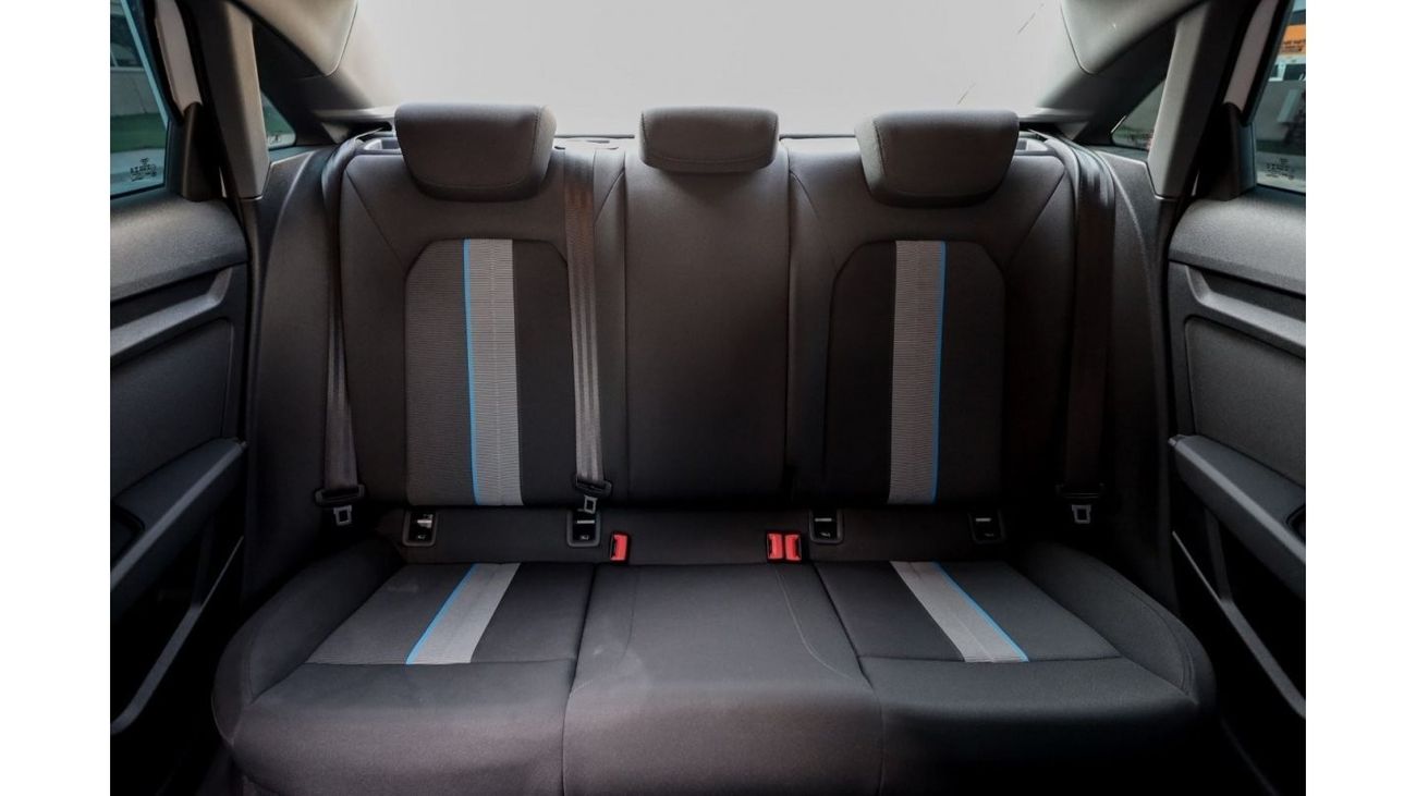 Audi A3 35 TFSI Audi A3 35TFSI 2022 GCC under Warranty with Flexible Down-Payment/ Flood Free.