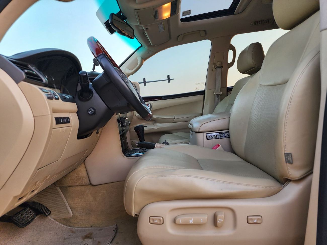 Lexus LX 570 Platinum 5.7L