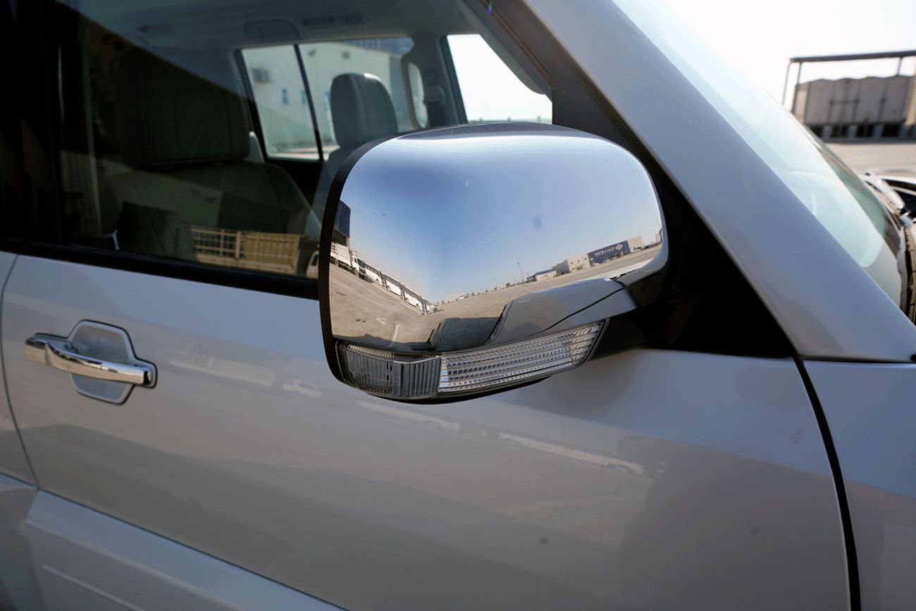 ميتسوبيشي باجيرو GLS 3.8L, Petrol, Automatic, MY 2017