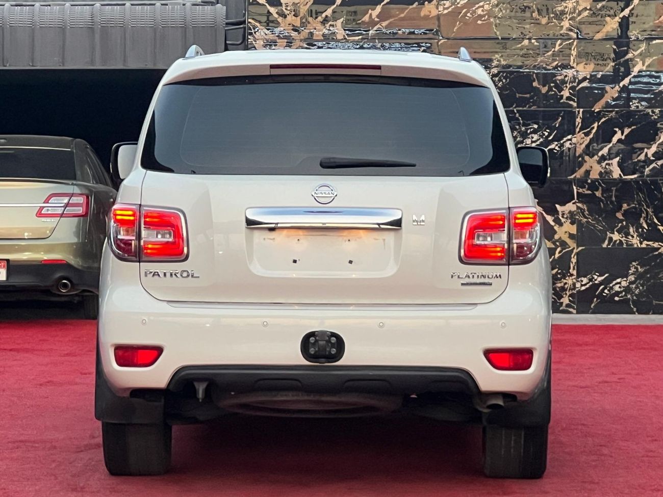 نيسان باترول LE T1