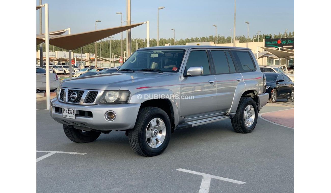 نيسان باترول سفاري نيسان باترول سفاري موديل 2012 خليجي بحالة جيدة