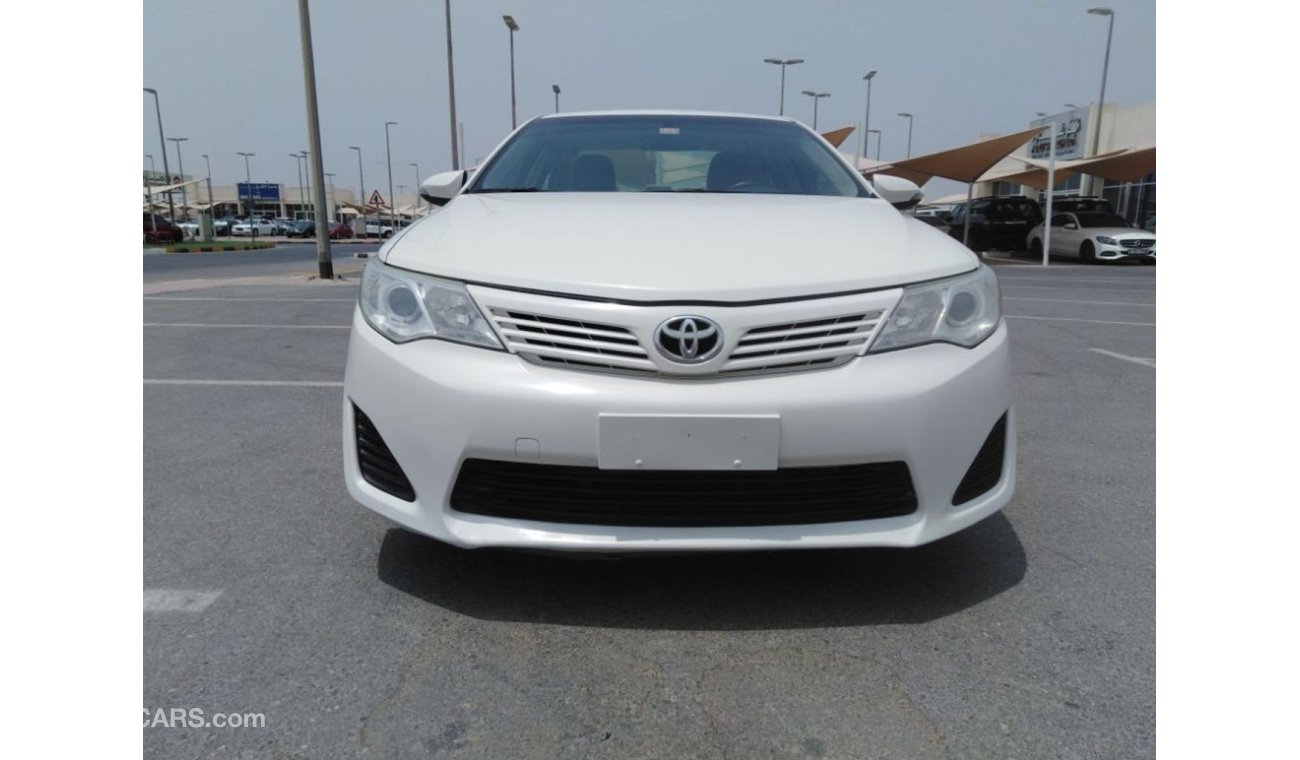 Toyota Camry Toyota camry 2014 gcc very celen car for sale