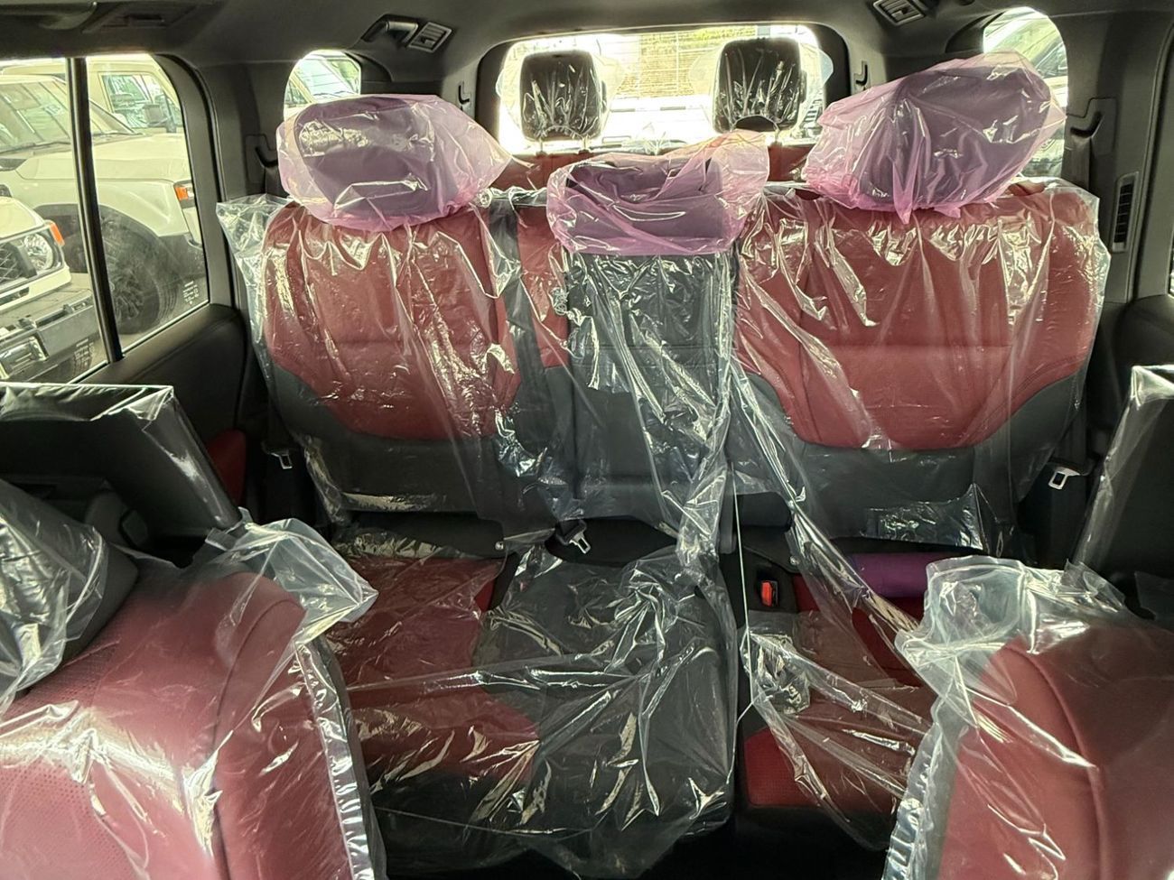 Toyota Land Cruiser VXR 3.5 HYBRID TWIN TURBO **التصدير فقط خارج الخليج**EXPORT ONLY**