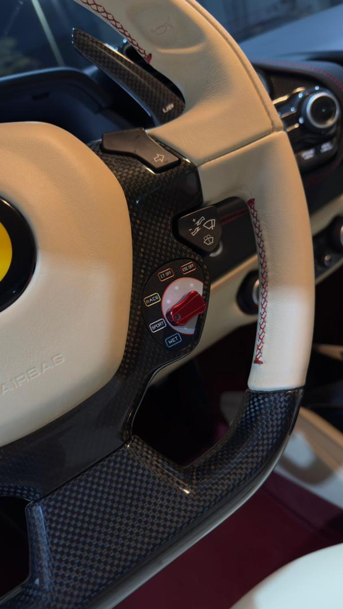 Ferrari 488 Std 3.9L 488 GTB V8