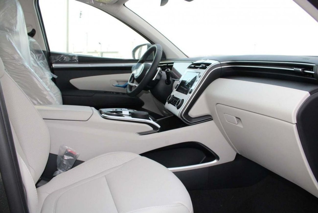 هيونداي توسون HYUNDAI TUCSON 2.5L PETROL 4WD ROYAL PLUS AUTO