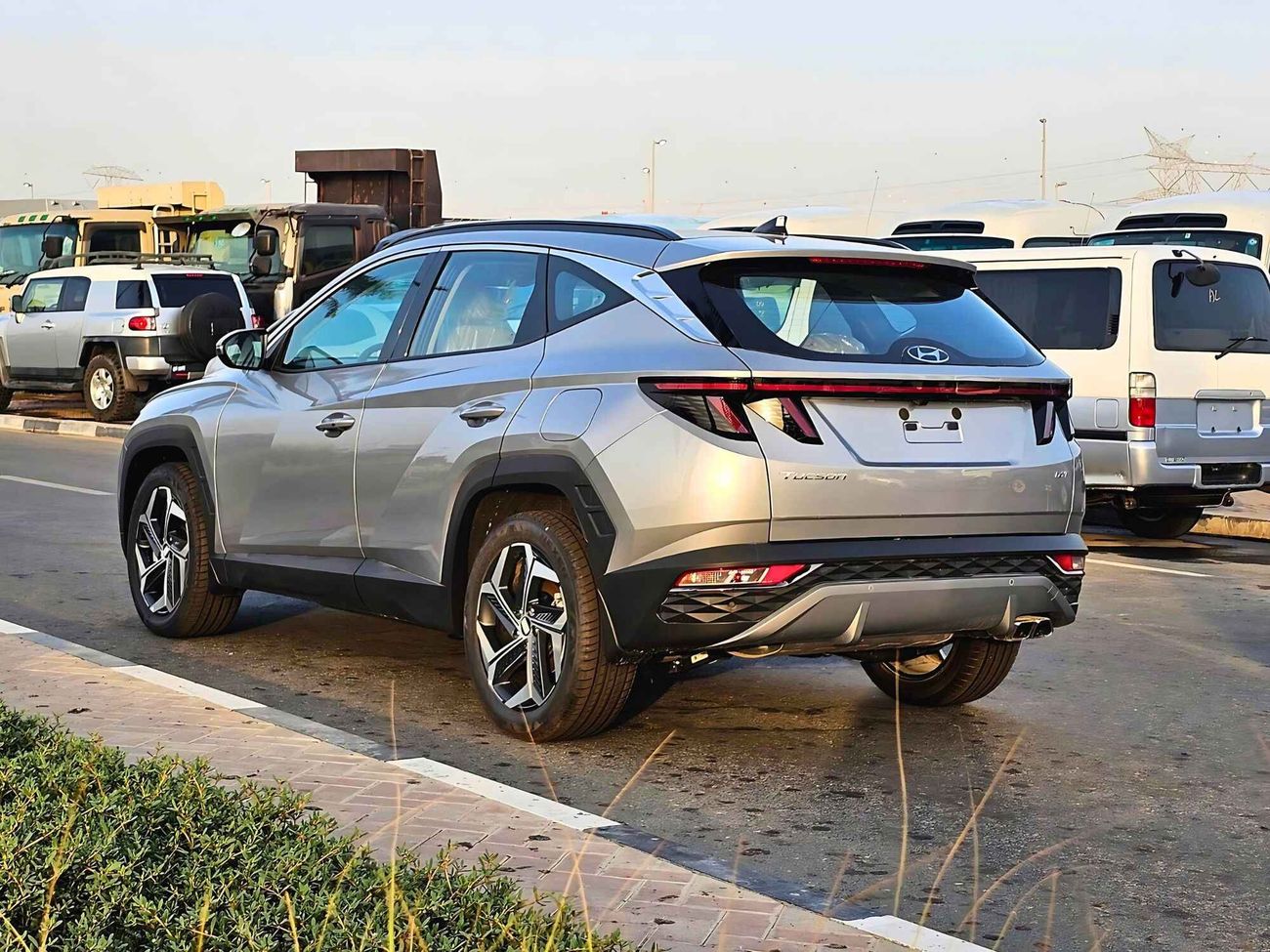 هيونداي توسون 1.6T V4 PETROL, DRIVER POWER SEATS WITH PANORAMIC ROOF /  FULL OPTION (CODE# 68027)