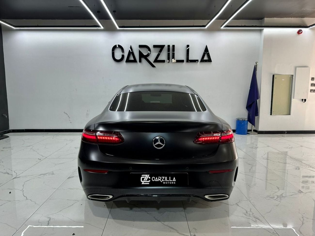 Mercedes Benz E 200 Coupe Mercedes-Benz E200 2022 – Black Exterior with Premium Red & Black Leather Interio