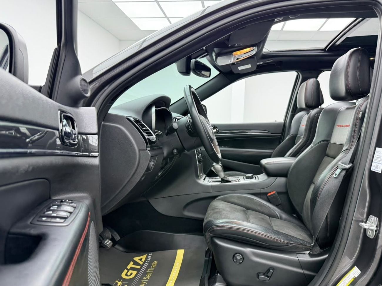 Jeep Grand Cherokee TRAILHAWK 2019 Jeep Grand Cherokee Trailhawk, 2026 Jeep Warranty, Full Jeep Service History, GCC