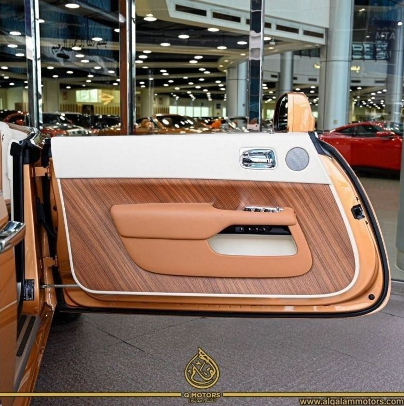 رولز رويس داون Std Std بلاك بادج