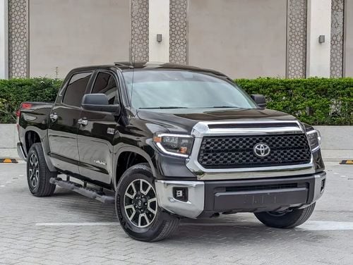 Toyota Tundra CrewMax Limited | 5.7L i-Force V8 | Full Size Luxury Pickup