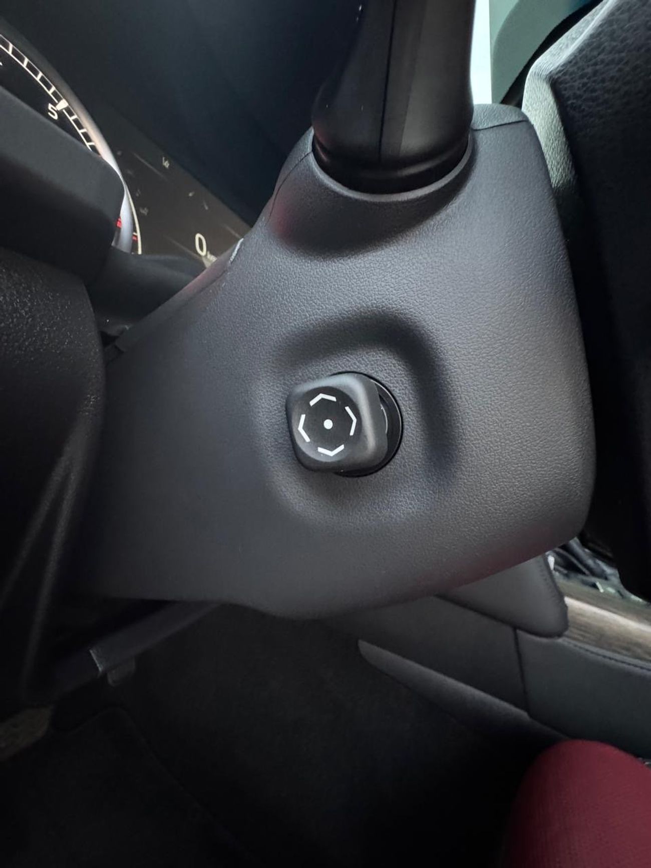 تويوتا لاند كروزر 2022 Model VXR Twin Turbo Full Option Red and Black interior New Arrival Very Clean And Perfect Cond