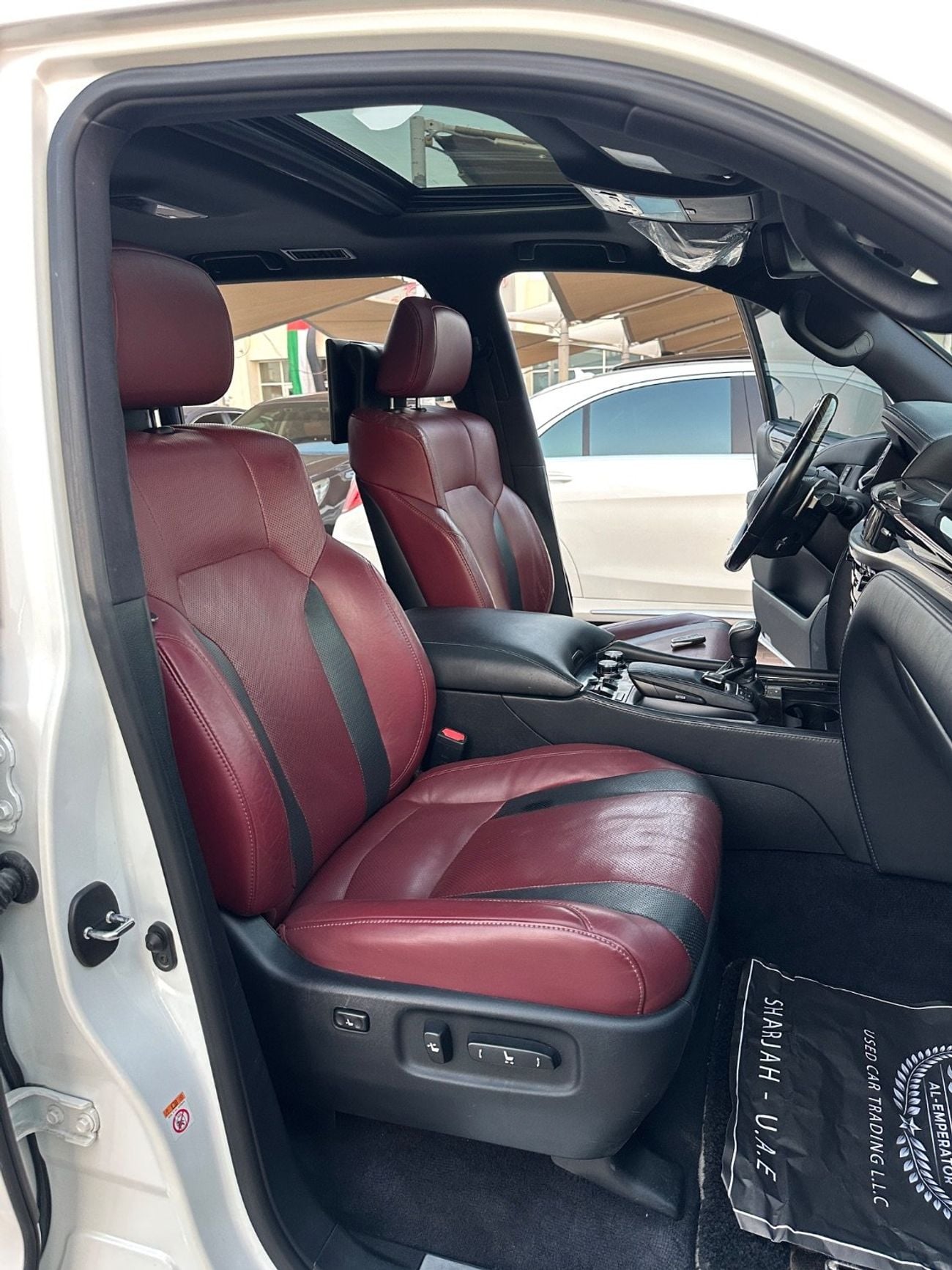 Lexus LX 570 