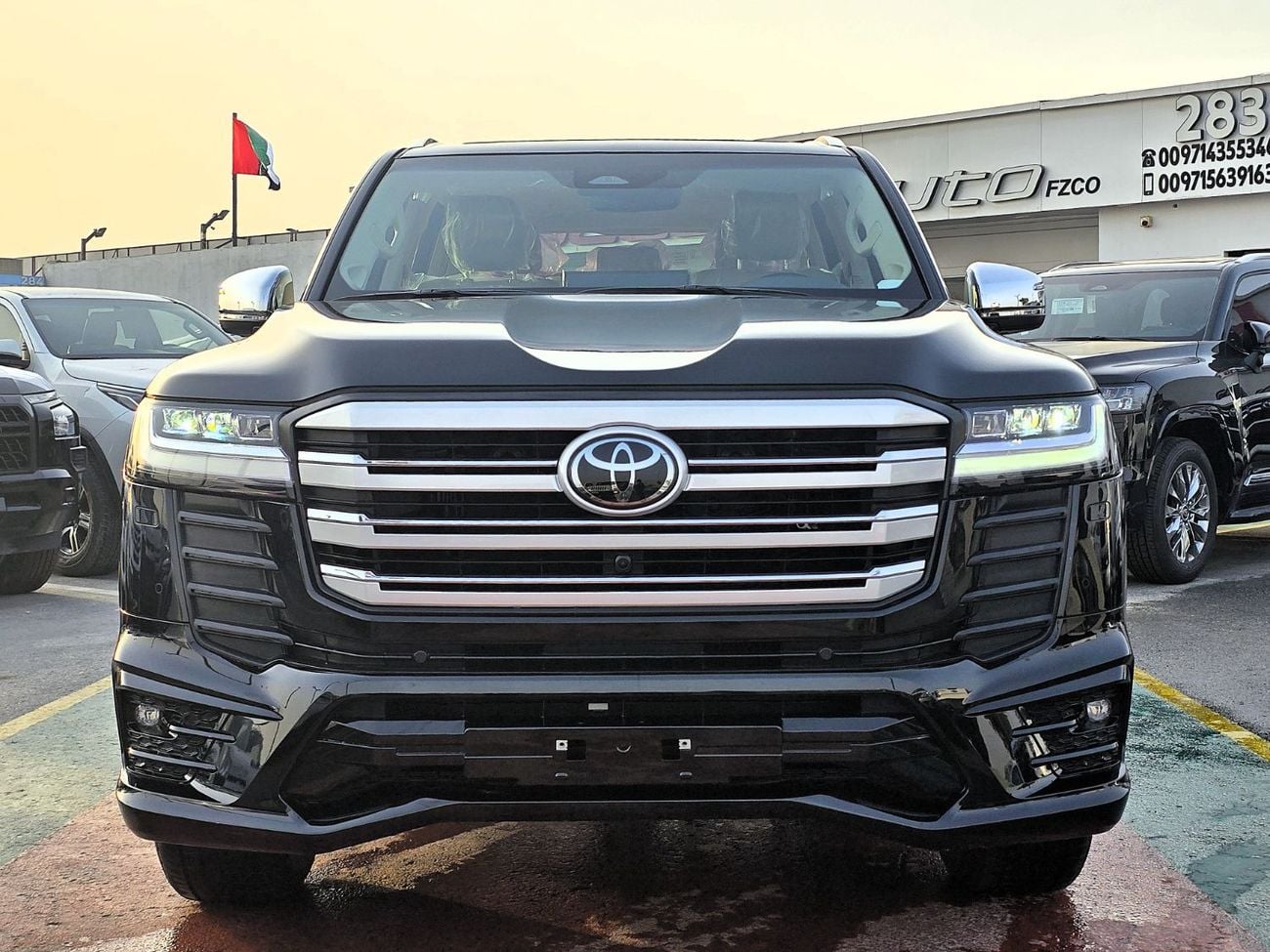 Toyota Land Cruiser Toyota Land Cruiser VXR 4.0l A/T 4WD With radar GCC Black color 2026 Model