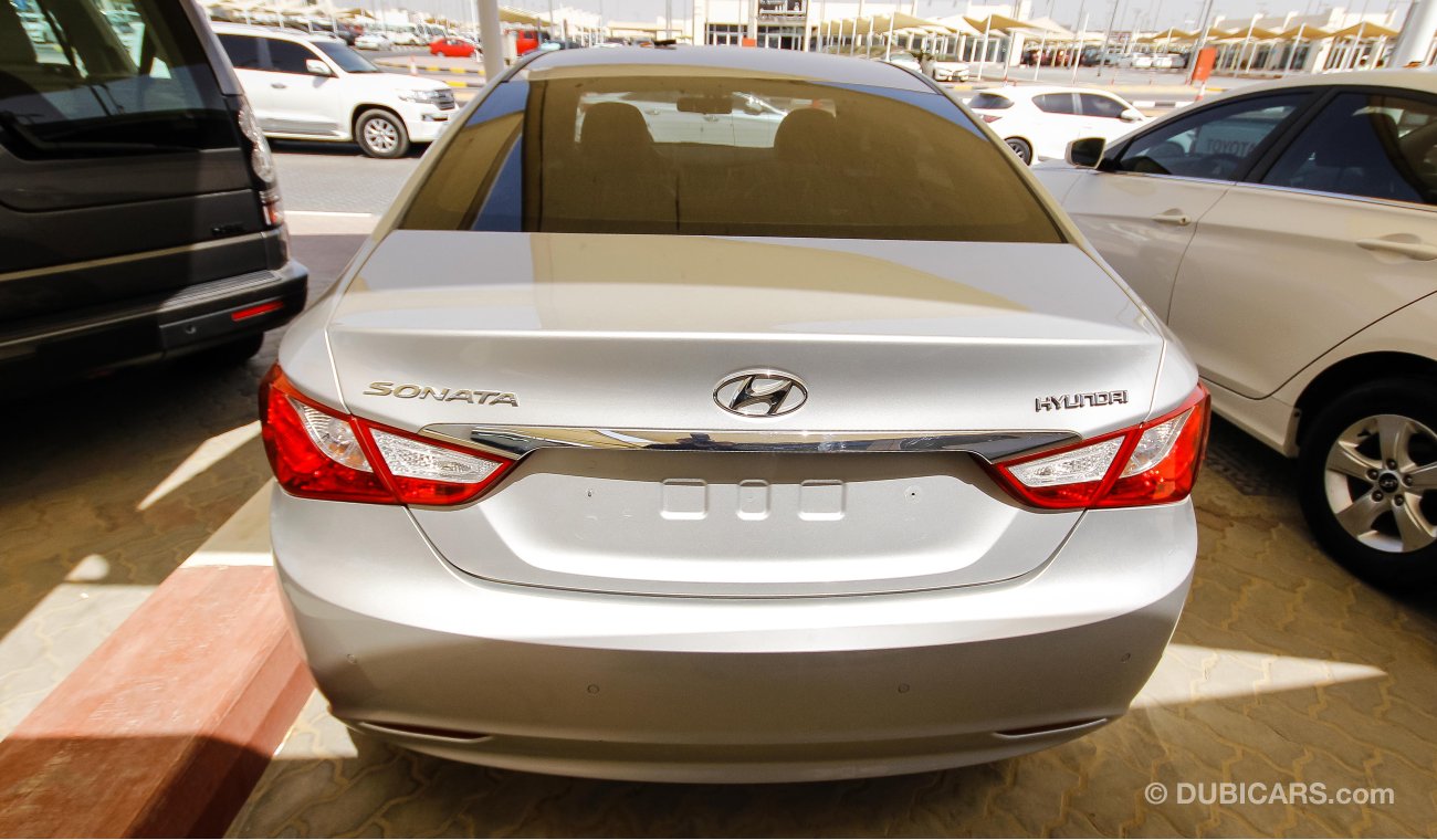 Hyundai Sonata