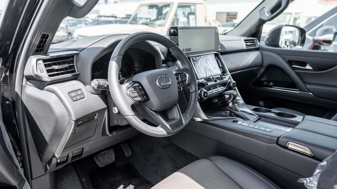 Lexus LX 600 2025 Lexus LX600 Over-Trail 3.5L AT Petrol (Black-Black) No MarkLevinson