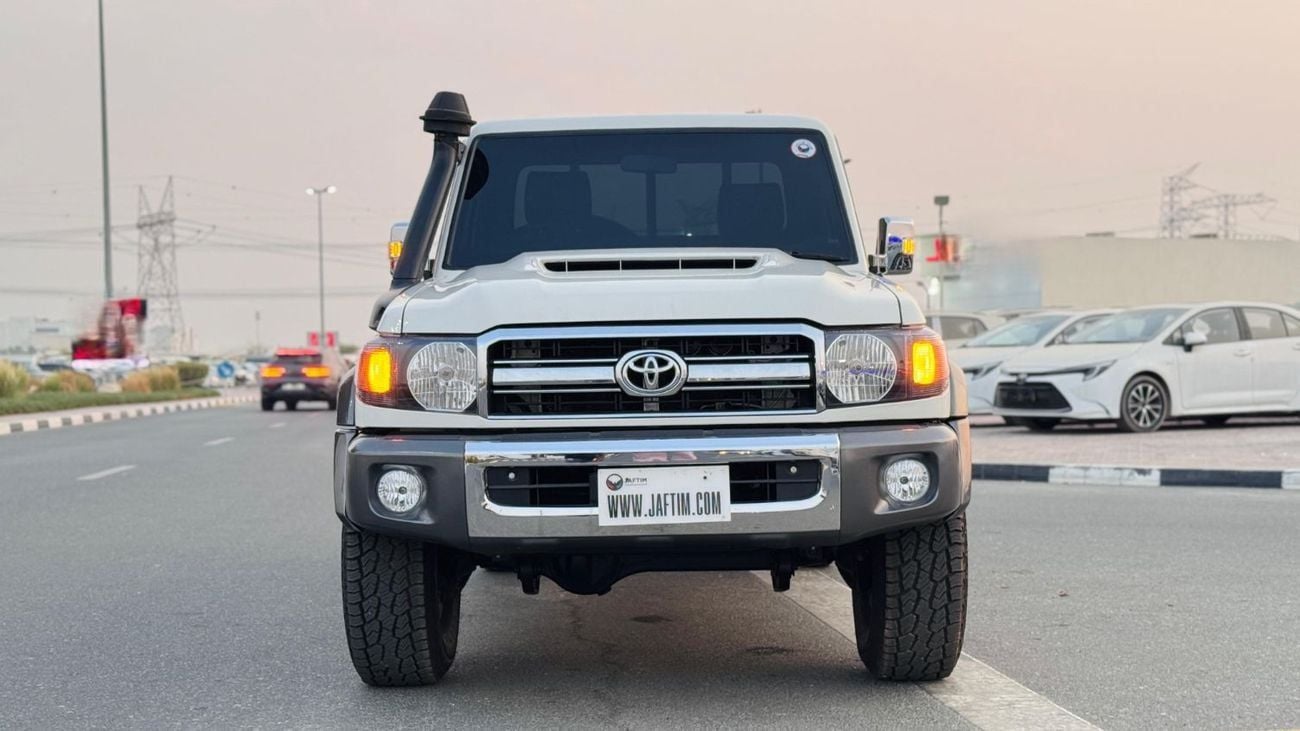 Toyota Land Cruiser Pick Up SINGLE CABIN | 4.5L DIESEL | MANUAL TRANSMISSION | RHD | 2010