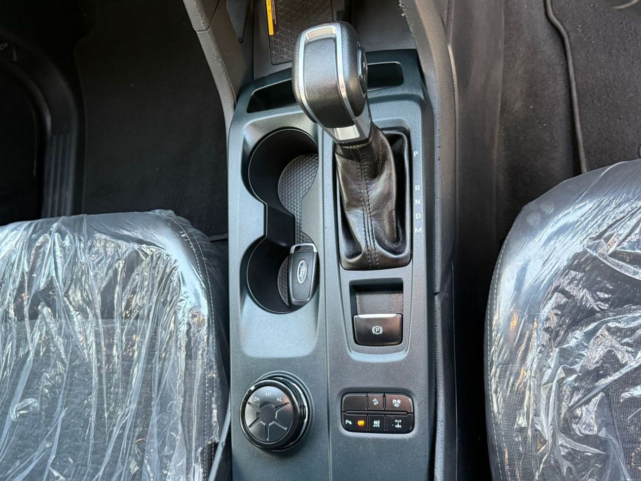 Ford Ranger diesel 2.0 liter ,right hand drive automatic gear 2024 model only for export available